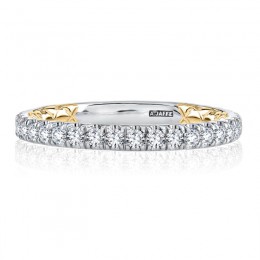 18K White Gold And Diamond Band