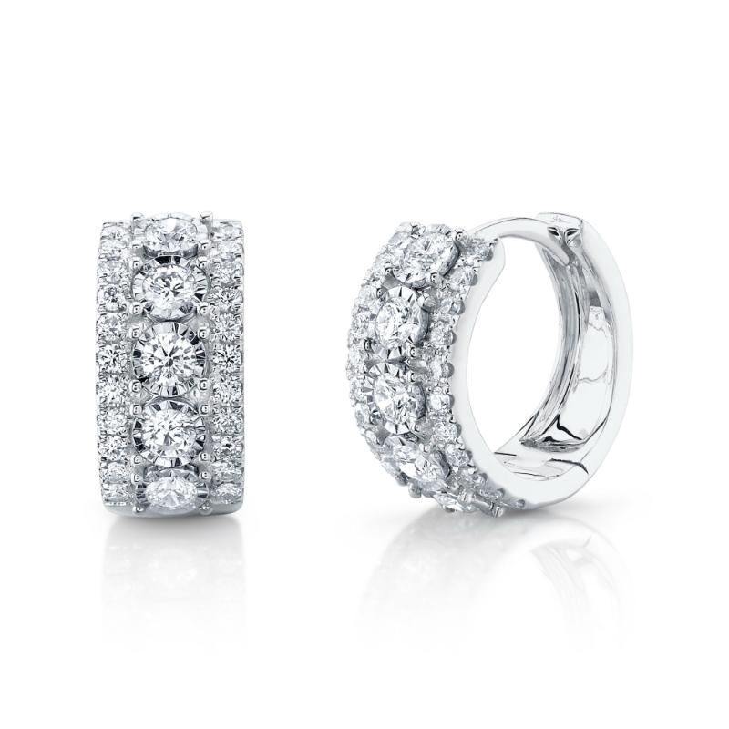 14K White Gold Huggie Hoop Earring