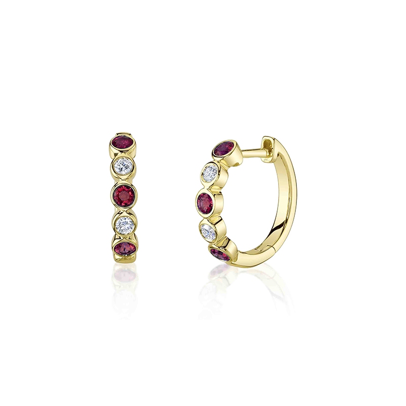 A Pair Of 14K Yellow Gold Huggie Hoop Earrings