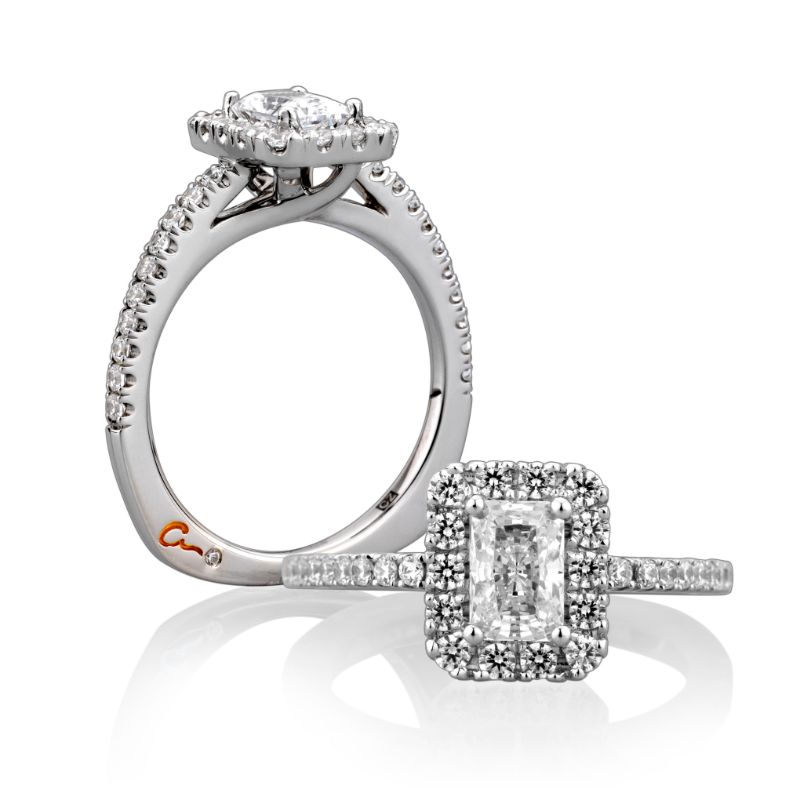 18K White Gold  Engagement Ring