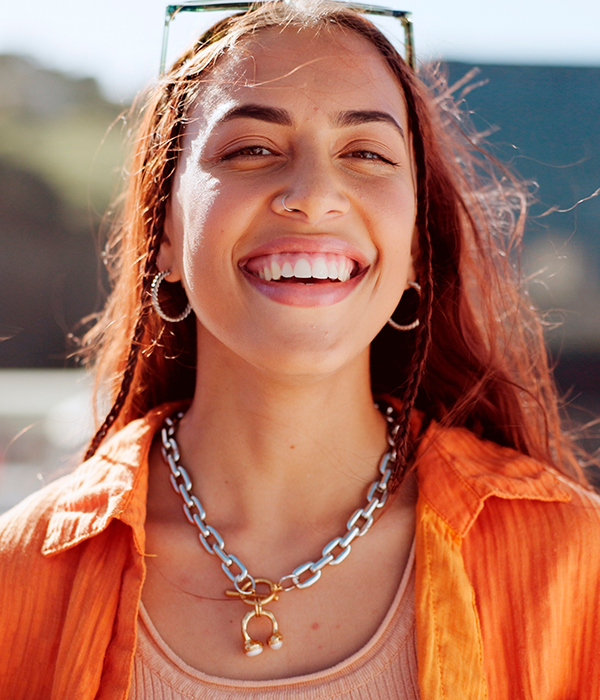 Why Minimalist Jewelry Works for Students